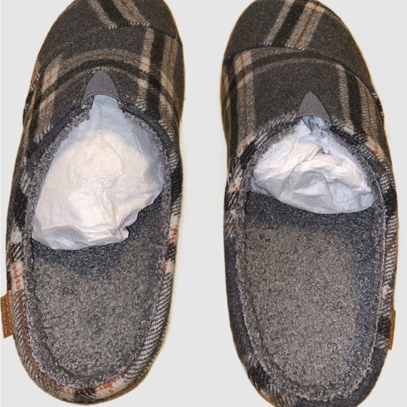 Tom’s Berkeley Slippers - Picture 6 of 7